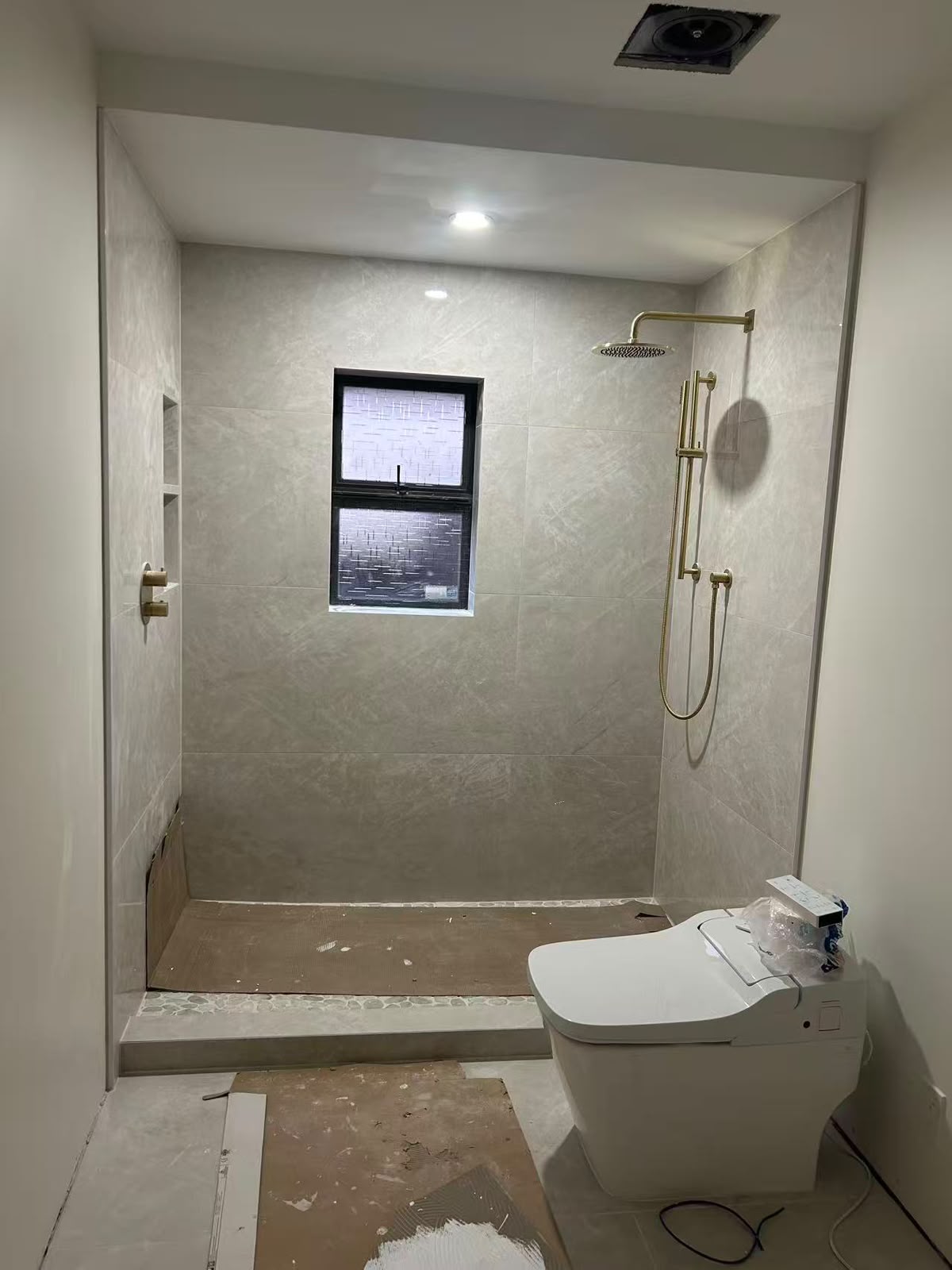 Modern Walk-in Shower Renovation